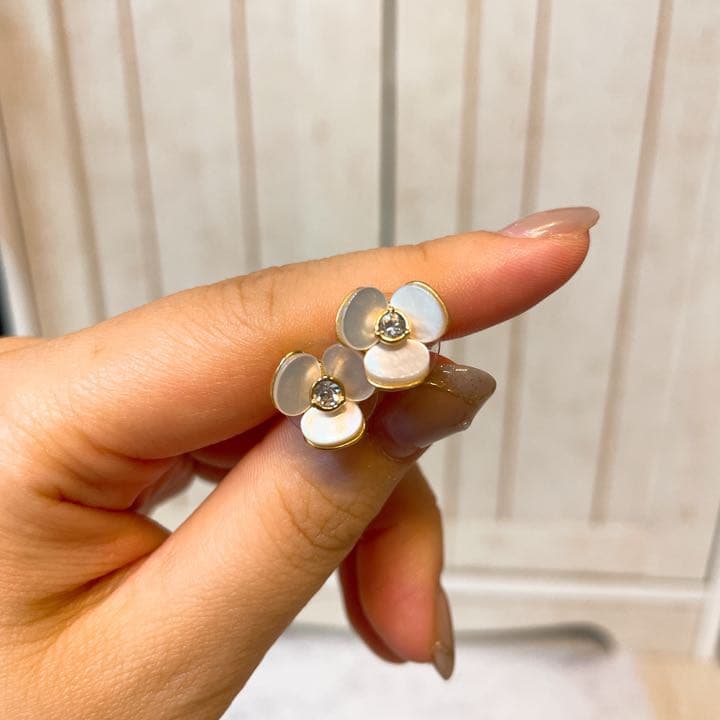 katespade ピアス&ネックレスセット　フラワーモチーフ