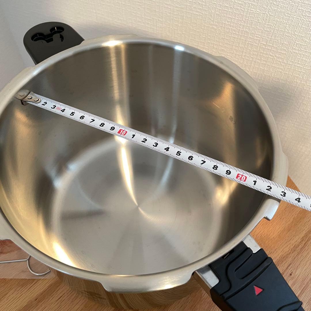 【ミッキーの圧力鍋】5.5L 深型 ガス・IH対応　アサヒ軽金属　説明書付き
