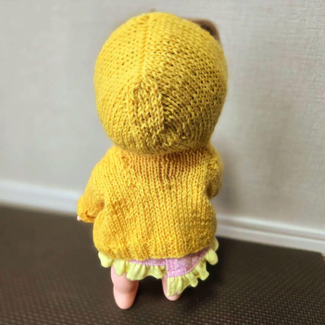 ポートフォリオ(^^)幼児向け人形☆フード付きニットコート☆001