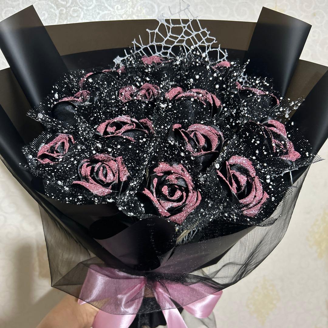 14本黒バラブーケピンク色ラメ付き❣️プレゼント 枯れない花 永生バラ