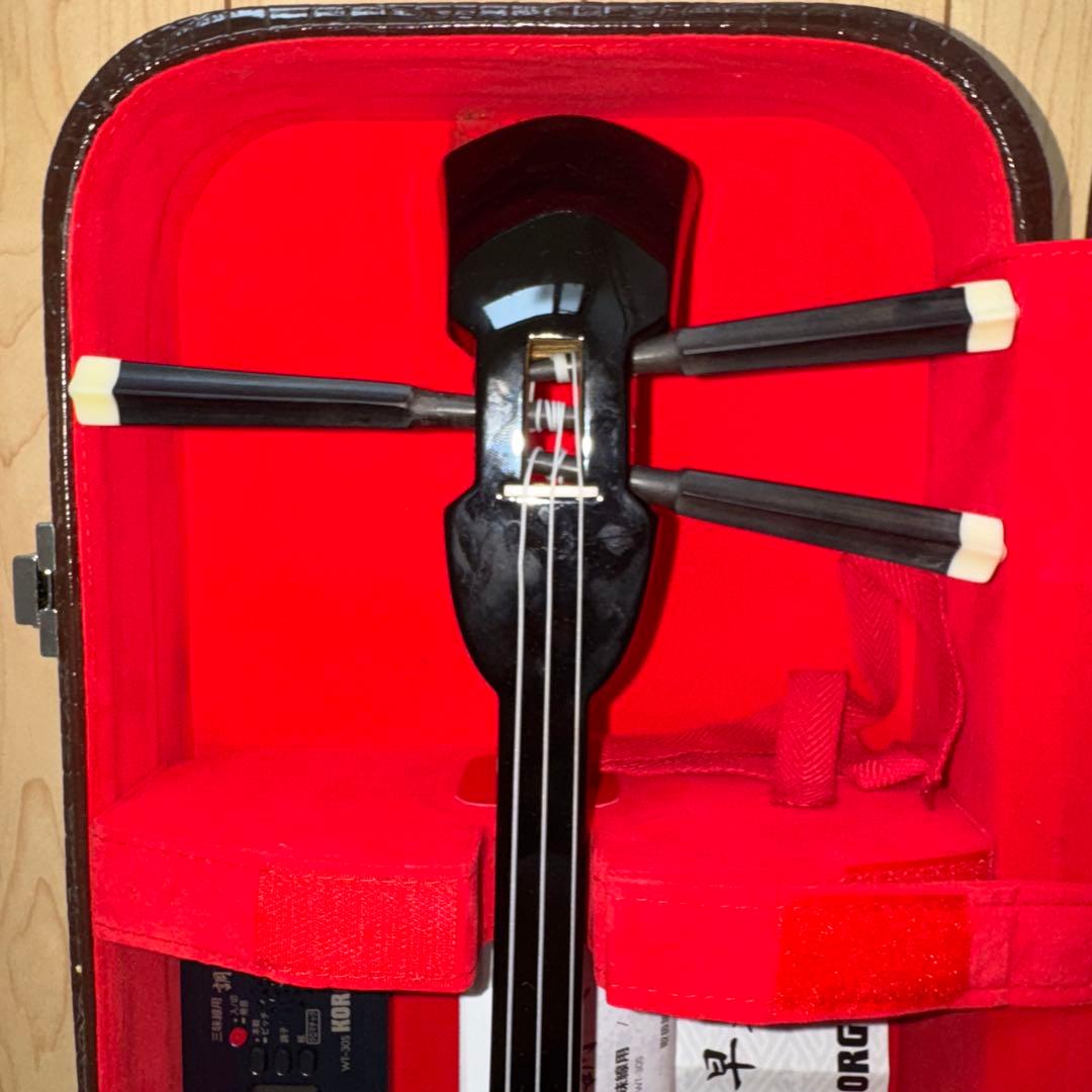 三線 弦楽器 和楽器 楽器 蛇柄 人工皮 ハードケース付き