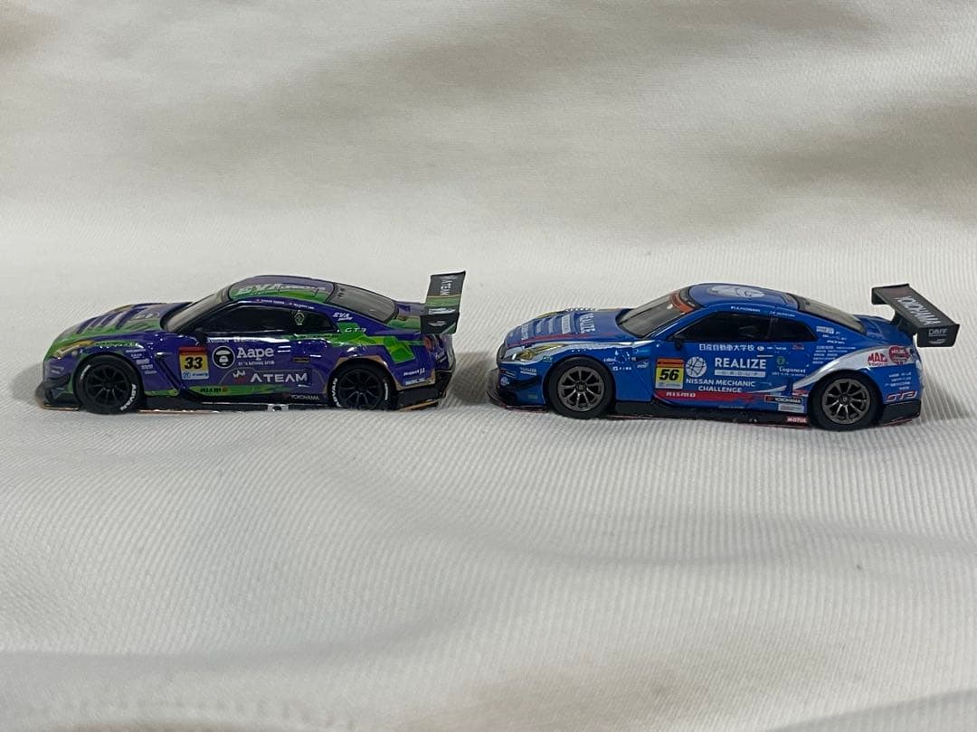 MiniGT 1/64 R35 ミニカー2台セット