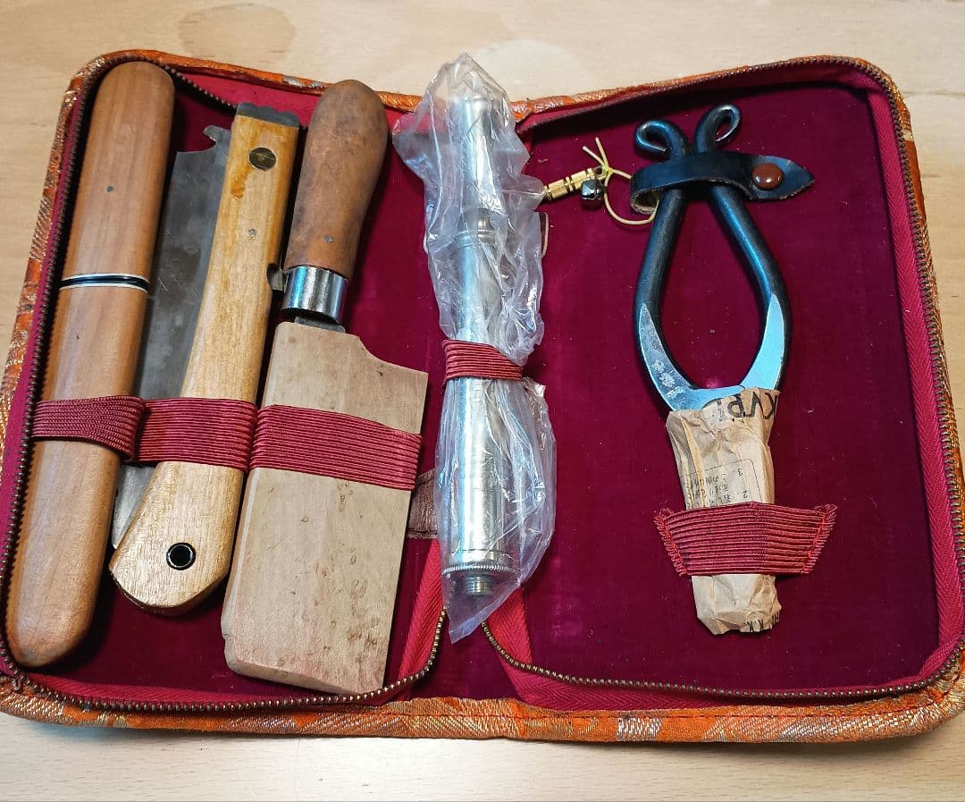 希少】土佐豊国 華道具セット 5点 鋏 小刀 鉈 鋸 水揚げポンプ 生け花