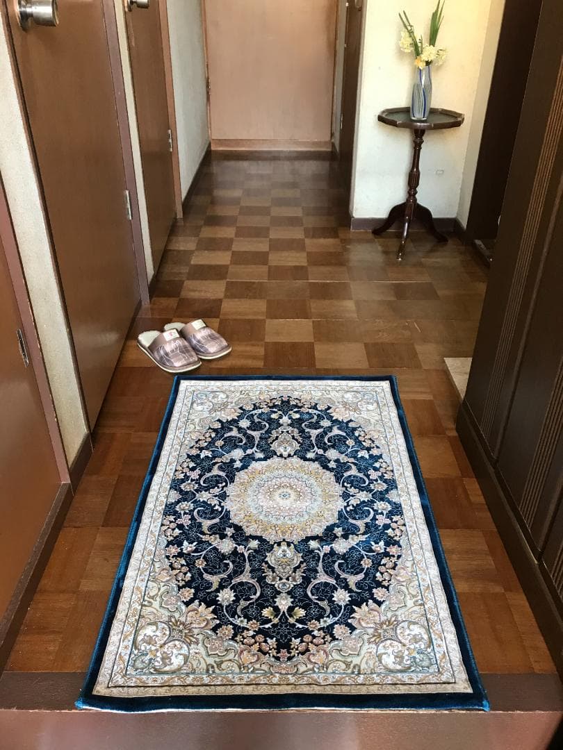 225万ノット、超高密度織！本場イラン産 絨毯 60×90cm‐201601 - メルカリ