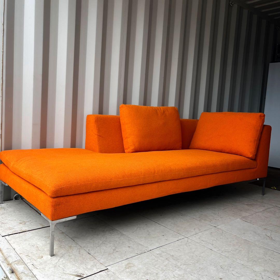 取付無料！b&bイタリア チャールズ オレンジファブリックシェーズロングソファ✨