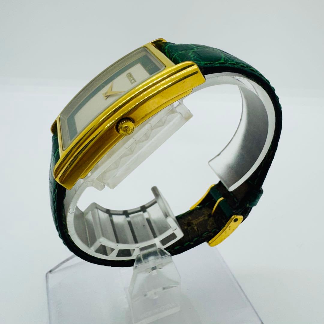 ✨GUCCI✨グッチ✨2600M✨グリーンレザー✨クォーツ✨ヴィンテージ✨腕時計