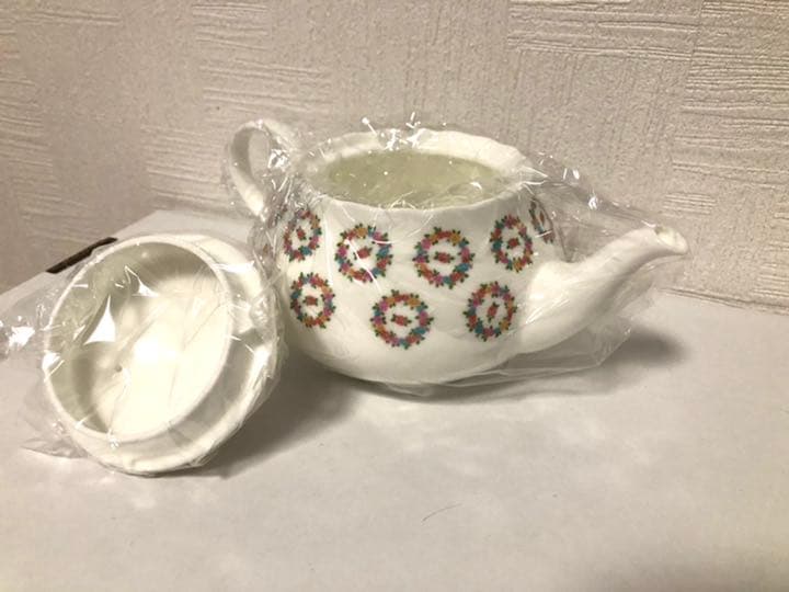 【新品未使用・限定】ハローキティ 花柄 食器 2001年 ティーカップ サンリオ