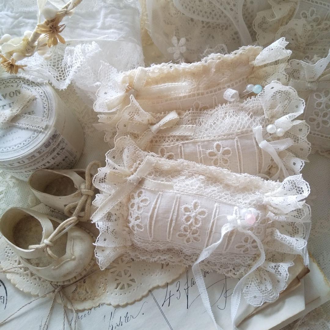 コメント先着**ふわくしゅ♡フィナンシェみたいなminiピロー**