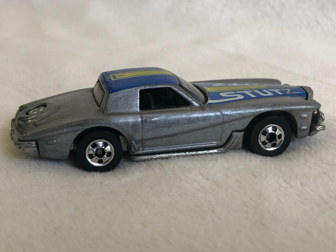【当時物・激レア】ホットウィール Stutz Blackhawk 豪州輸出用
