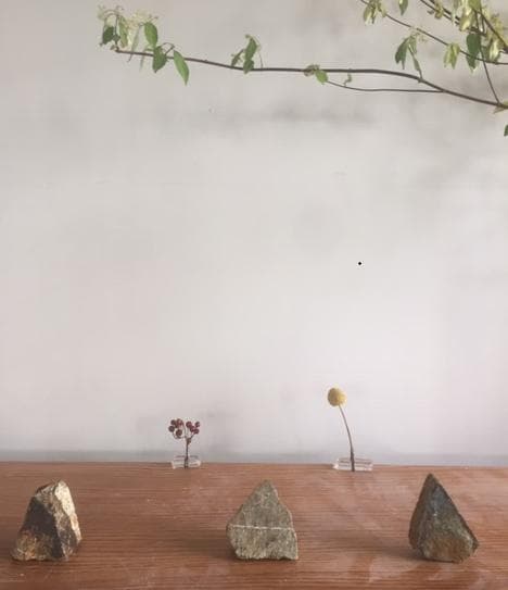 ストーン　オブジェ　△　▽　三角 さんかく △　▽　　あ①　たかとりスタジオ