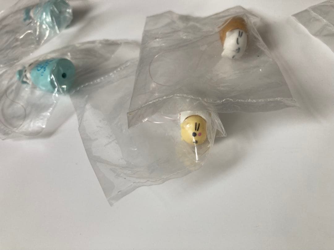 にゃんにゃんにゃんこ　ストラップ16個