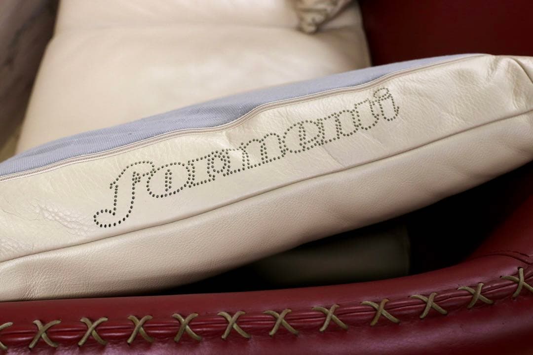 GMHK102○Formenti / フォルメンティ 2人掛けソファ ラブソファ