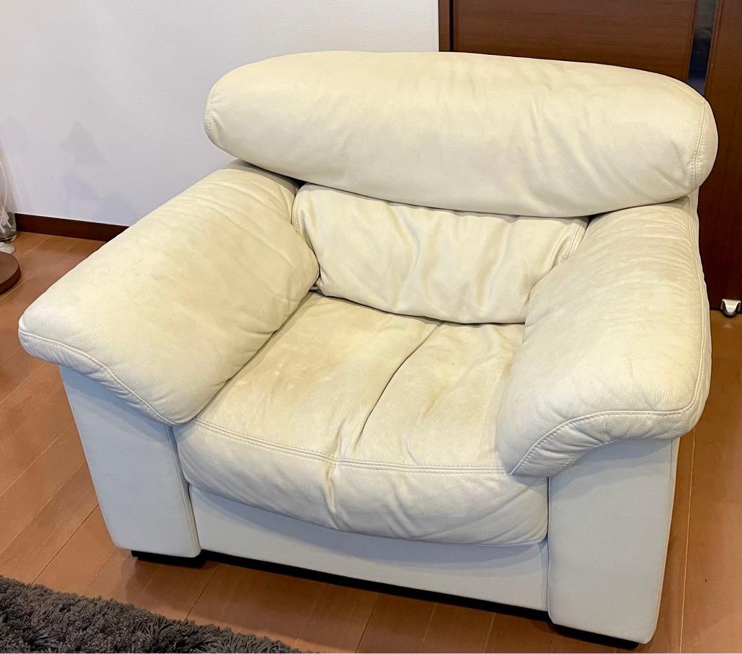 IDC大塚家具1人掛け総革張りソファ（送料12,000円込）