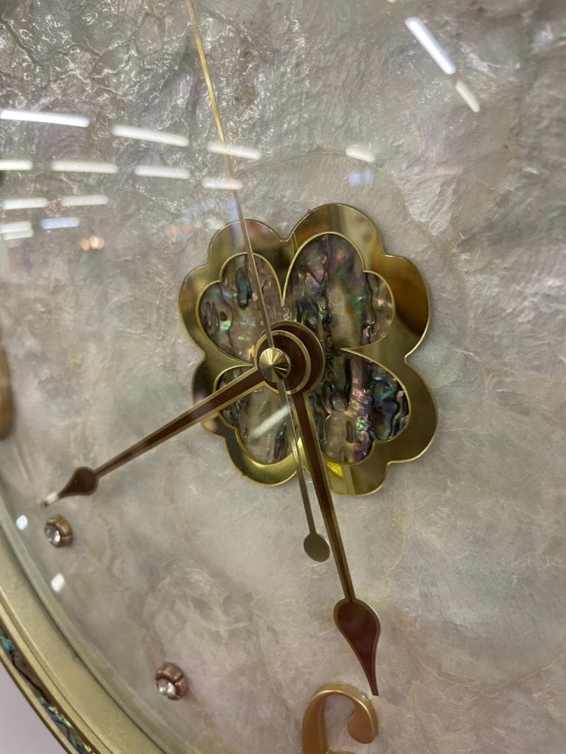 螺鈿　掛時計　宝石　アンティーク風　伝統工芸　ウォールクロック　時計　壁掛け　丸