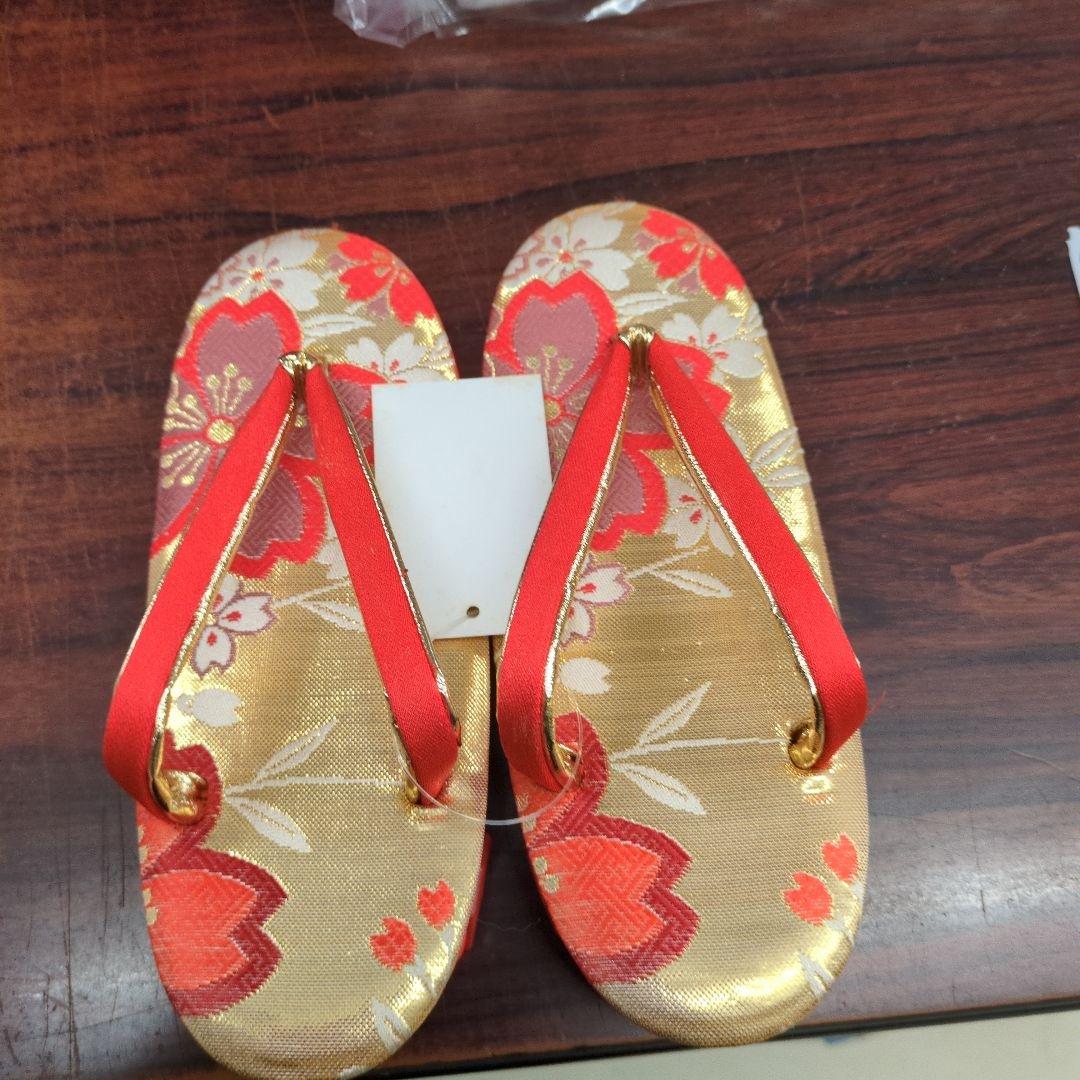 七五三はこせこセット18センチ未使用タグ付き金色