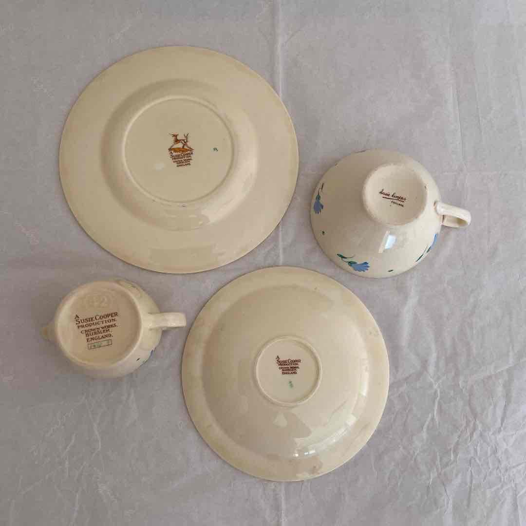 スージークーパー　スカロップボーダーフローラルモチーフ