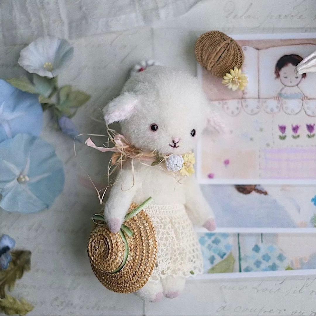 優雅な仔羊ちゃん アーティストベア 海外作家様 ハンドメイド 置物 部屋飾り