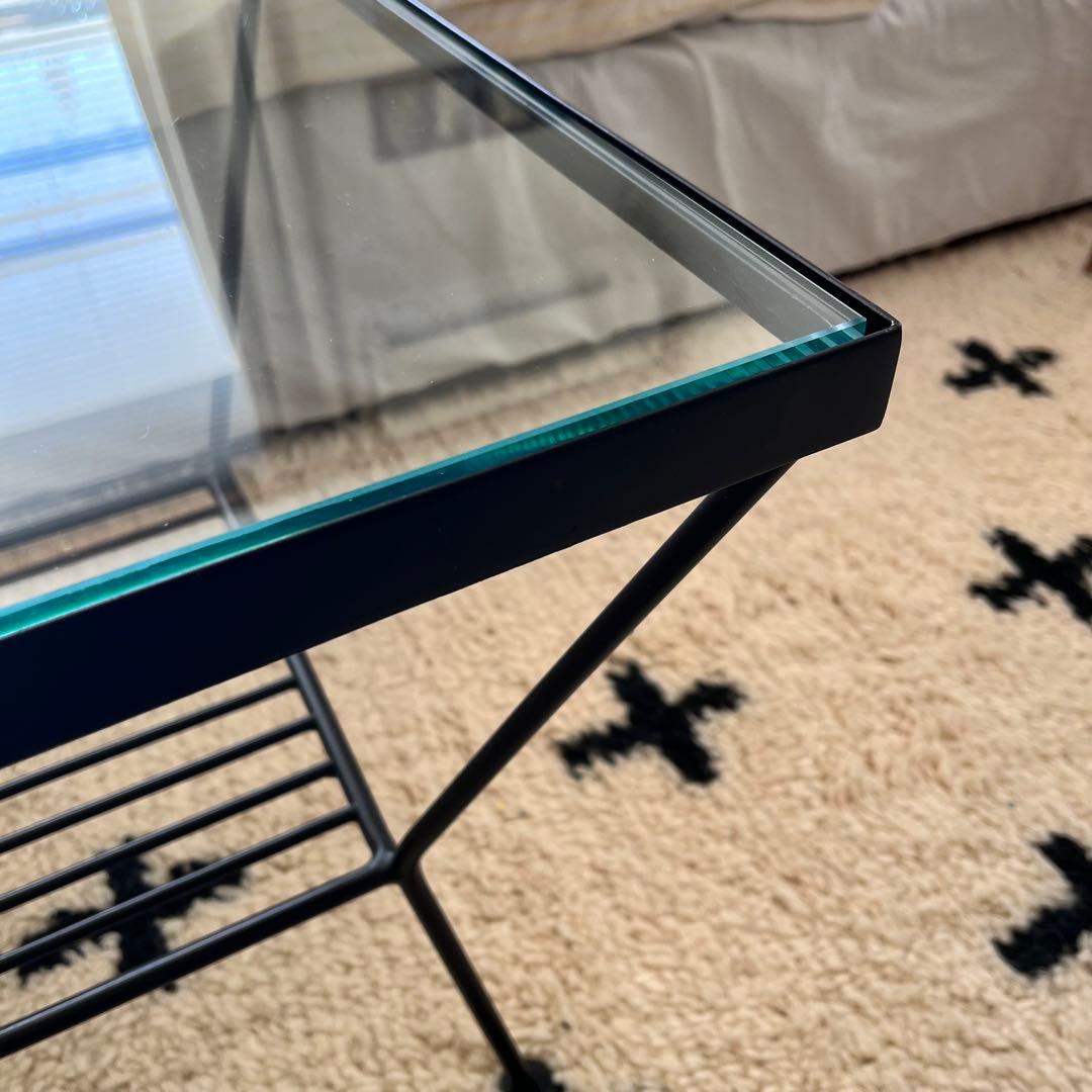 ガラスローテーブル