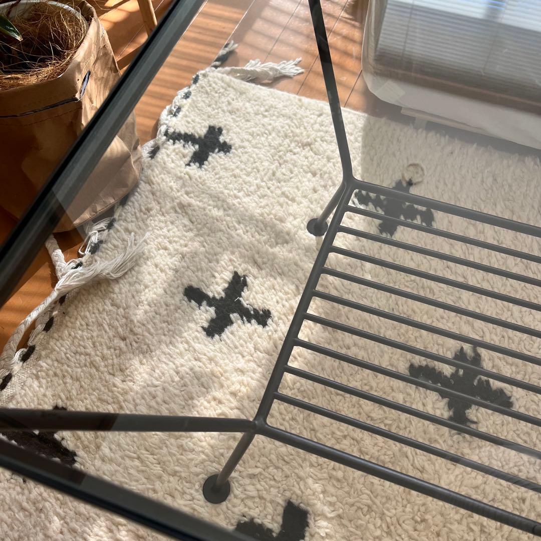 ガラスローテーブル