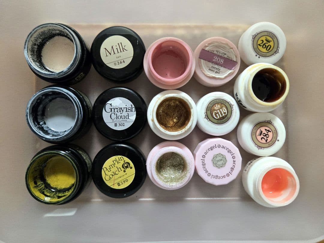 ジェルネイル、ネイル用品まとめ売り