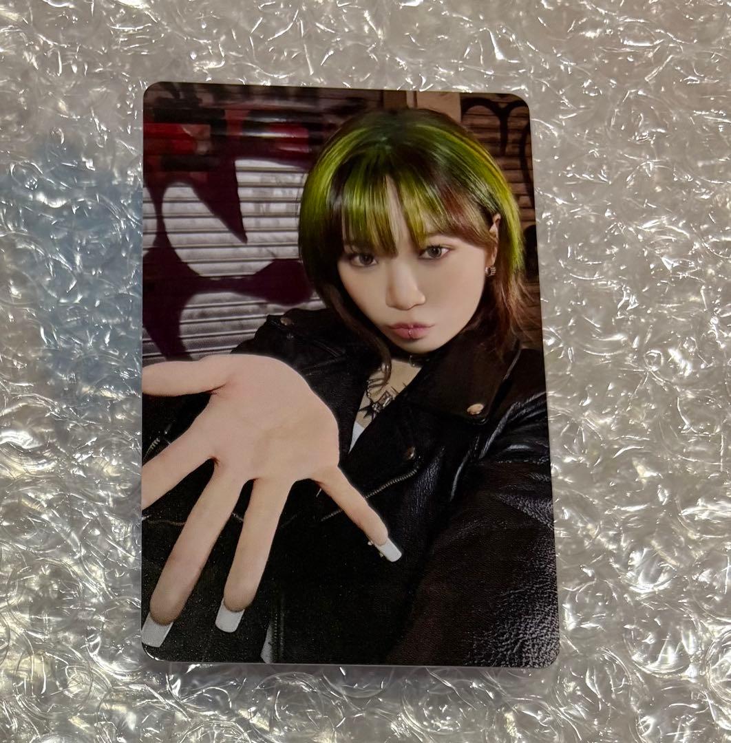 lesserafim チェウォン different ポップアップ - メルカリ