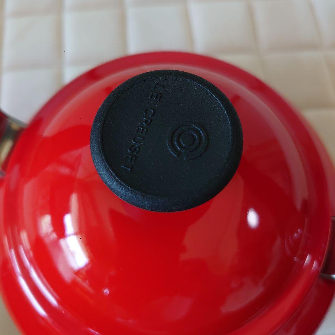新品同様LE CREUSET 赤 やかん 1.6L