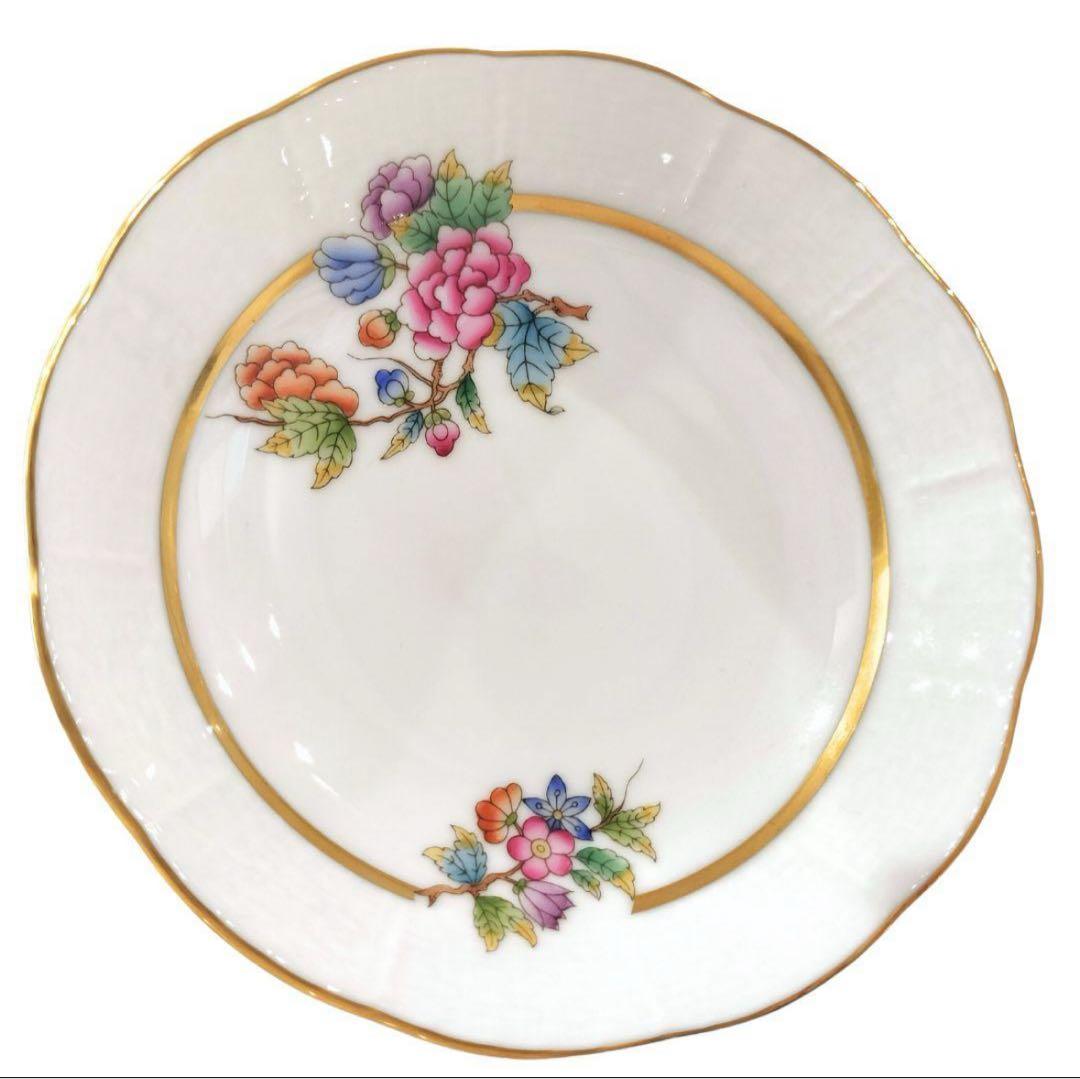 Herend ♦︎花柄皿 新品♦︎未使用 箱付きヴィクトリア・ゴールド お値下げ可