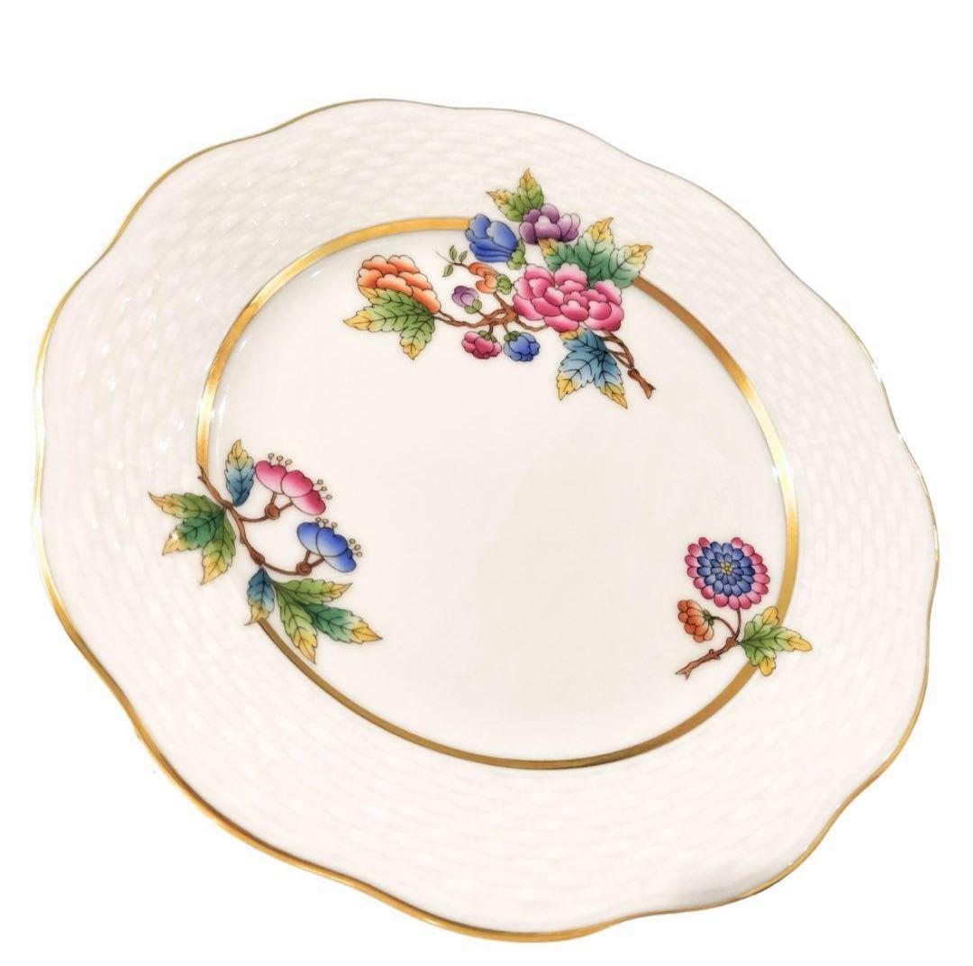 Herend ♦︎花柄皿 新品♦︎未使用 箱付きヴィクトリア・ゴールド お値下げ可
