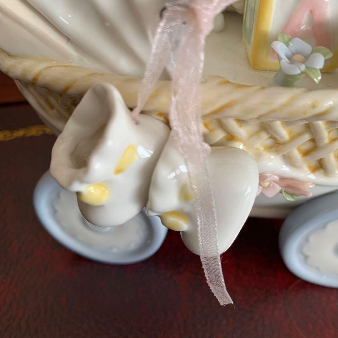 ベア　くまさん　ベビーカー　ポーセリン　陶磁器　オルゴール