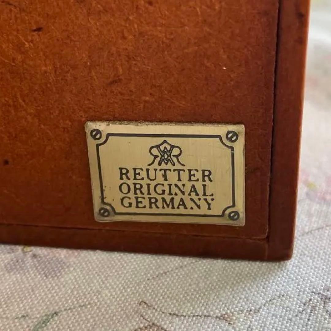 ロイターポーセリン ドイツの工芸品 クグロフが可愛い ケーキ屋さん