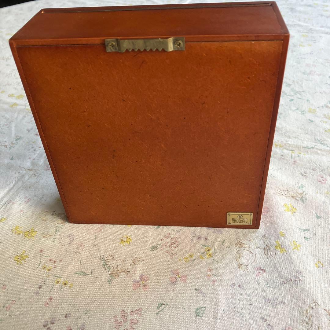 ロイターポーセリン ドイツの工芸品 クグロフが可愛い ケーキ屋さん