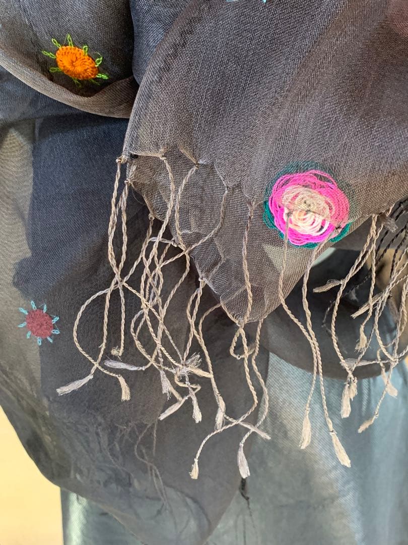 イッセイミヤケ　HaaT オーガンジー　刺繍ストール　極美品