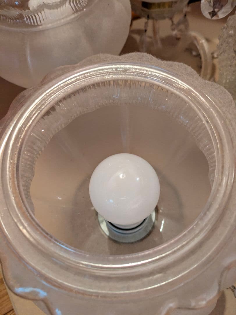 ガラス製6灯シャンデリア　電球付き　昭和レトロ　アンティーク