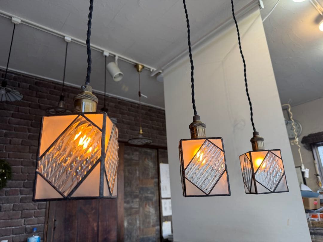 【電灯別売】stripe triplet 手作りステンドグラス　3個セット