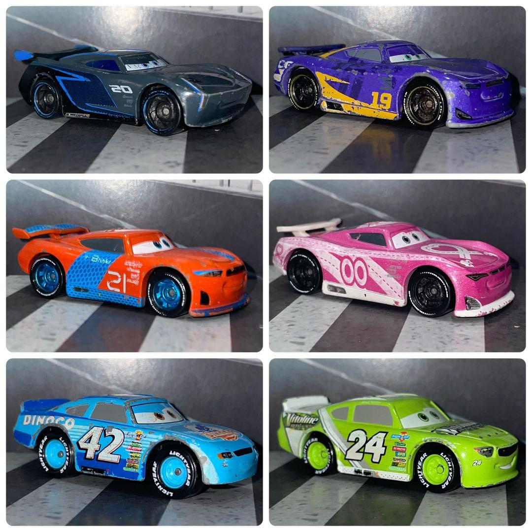 カーズ／クロスロード 次世代レーサー4台 ベテランレーサー2台 6台