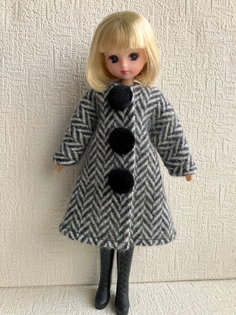 665 リカちゃん ハンドメイド服 コート - メルカリ