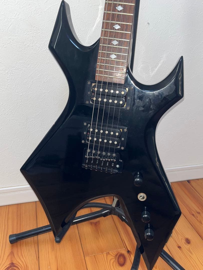 ふぐたアナゴさん】送料込‼️ 変形ギター 音出し確認済 黒 モッキンバード