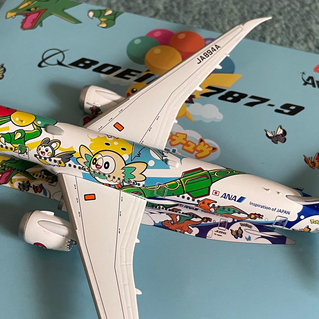 ANA 全日空 787-9 ポケモン ピカチュウジェット AV スタンド付き