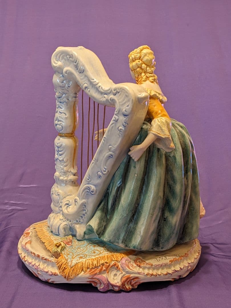 D.Poloniato 作 【ハープを弾く娘】