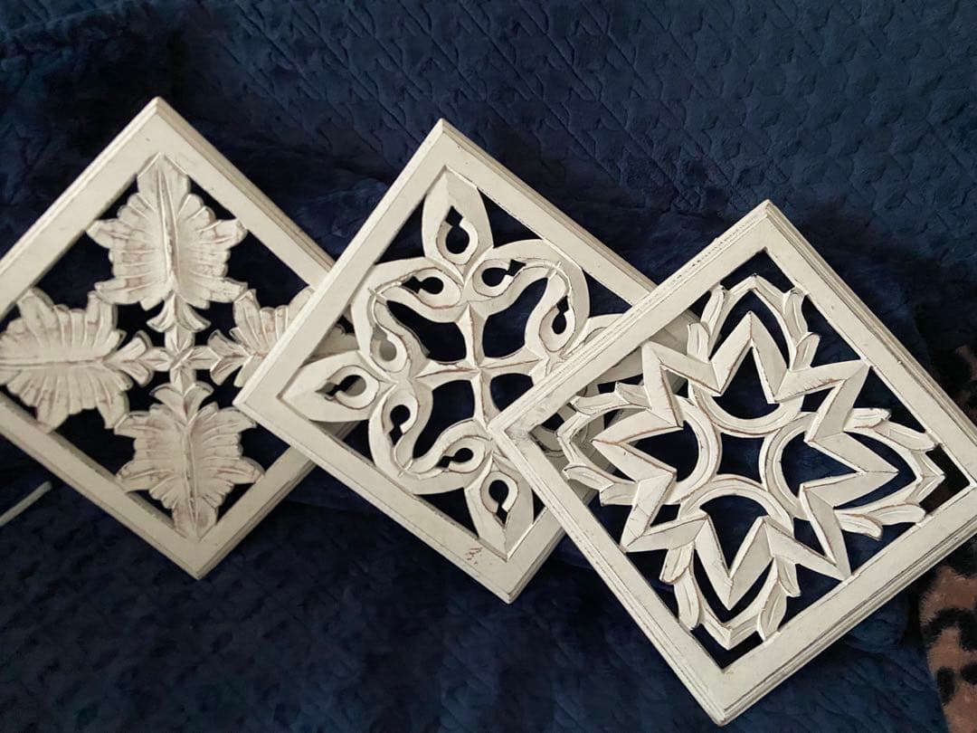 アシュレイ（家具店）　壁かけフレーム