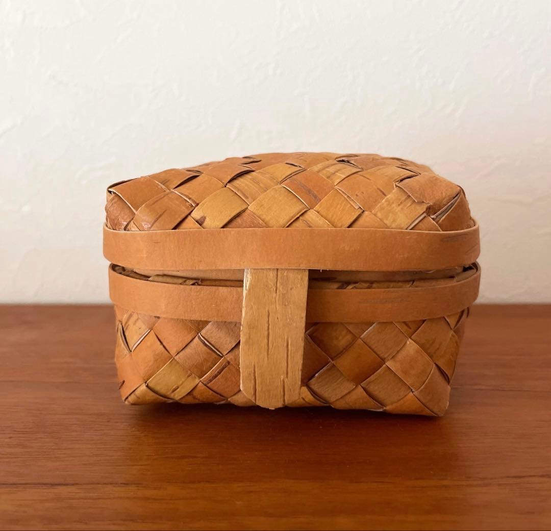 SPOONFULで購入した白樺カゴBIRCH BOX