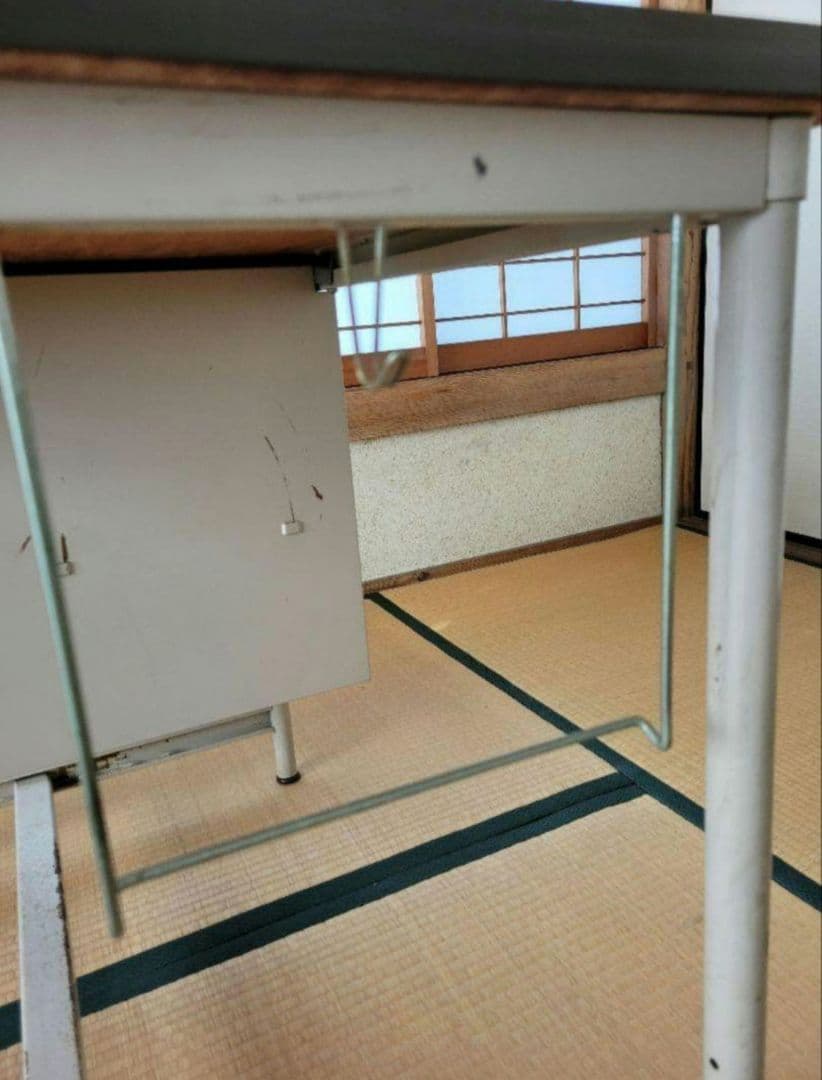 勉強机 昭和レトロ 鉄製 スチール机 片袖