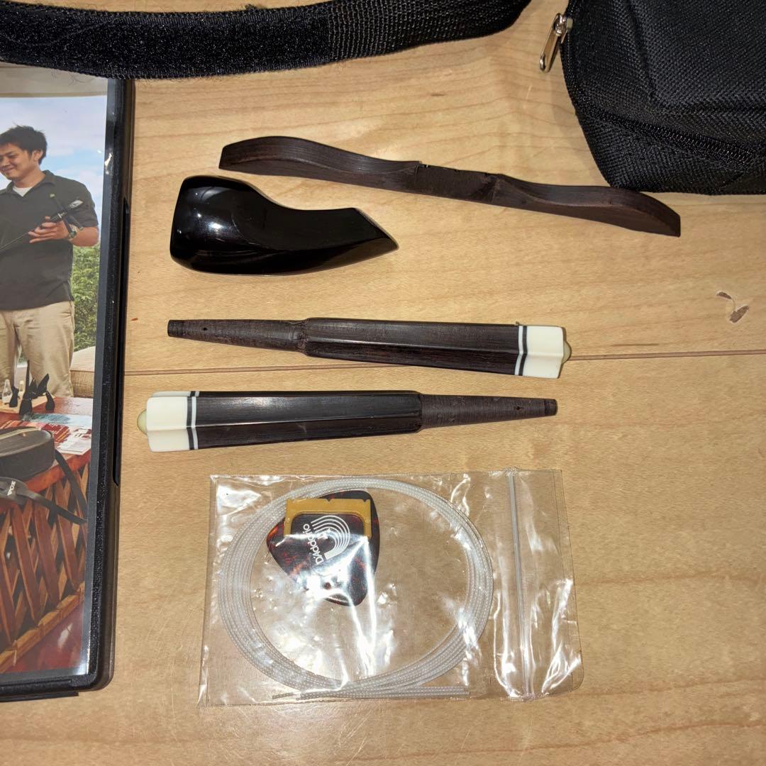 沖縄三味線 本体 人工革　蛇皮　ケース　教則本　DVD セット