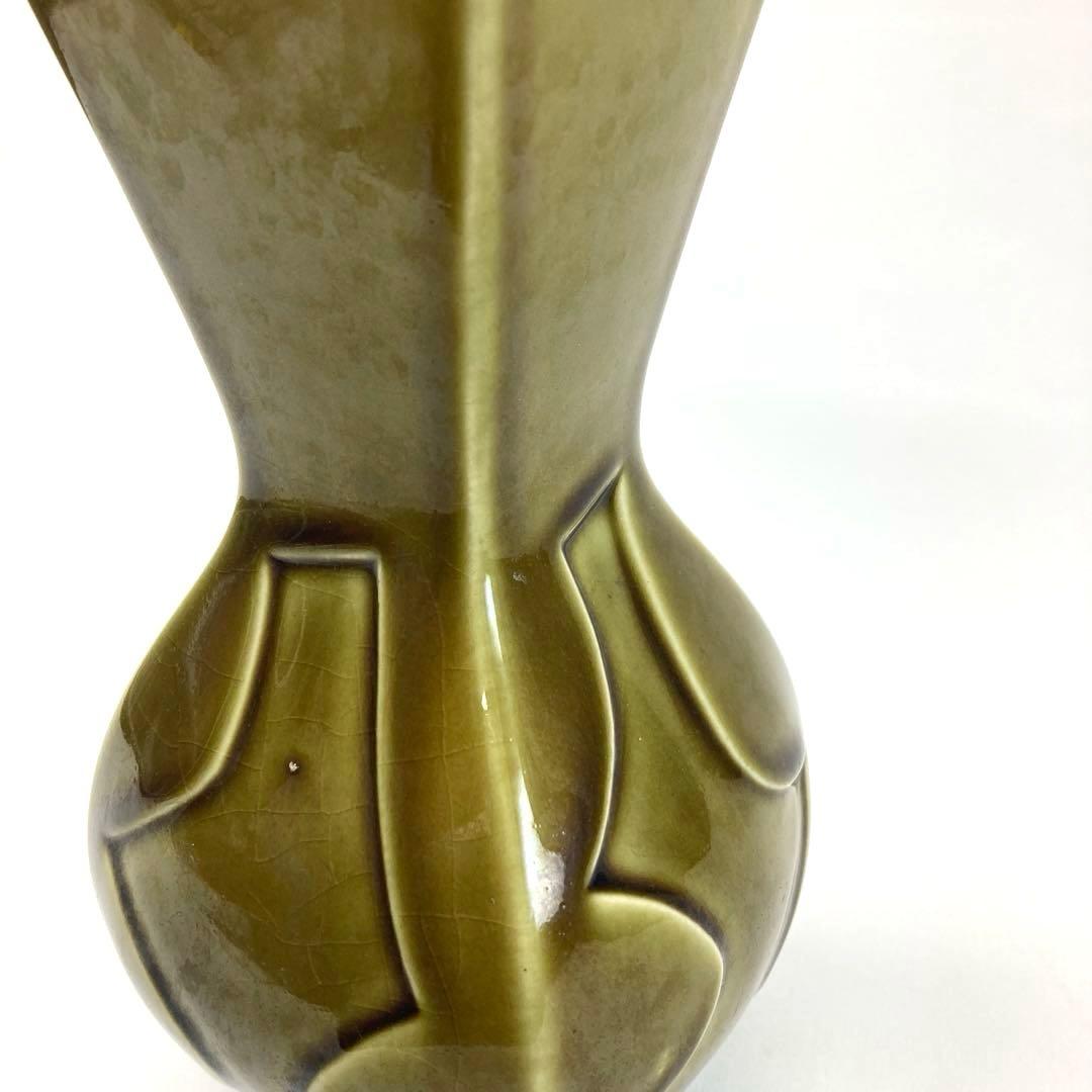 オリーブグリーン 陶器 花瓶【ヴィンテージ】