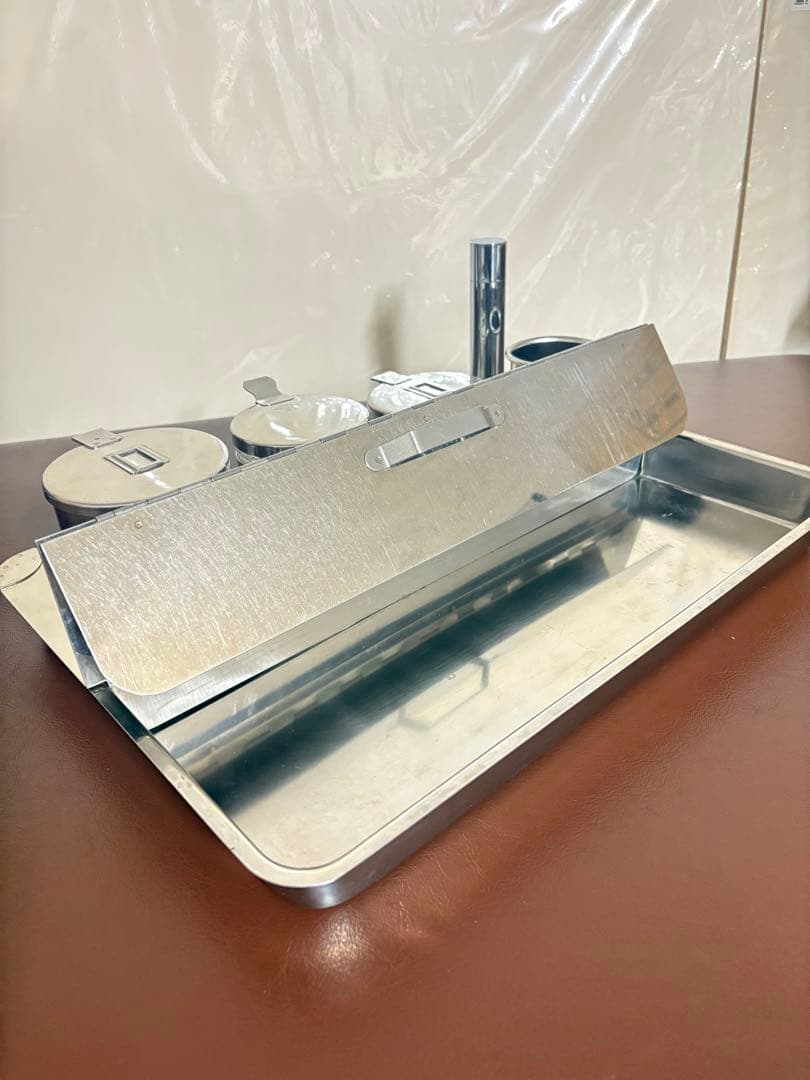 ステンレス容器　小物入れに