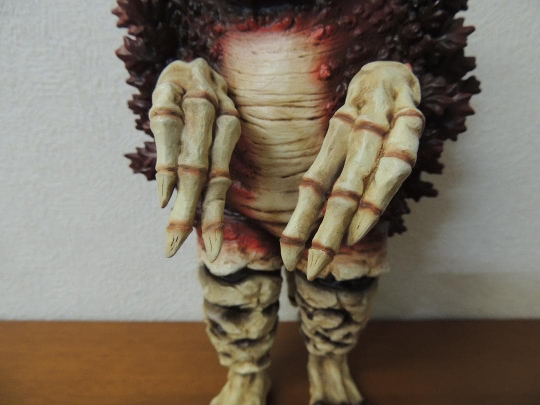 ガラモン 墓場の画廊限定品 塗装済み完成品 ビリケン商会 ウルトラQ