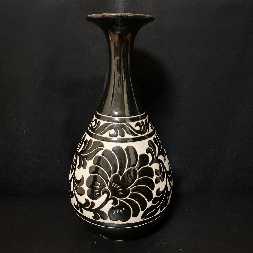 中国陶磁器 磁州窯 掻き落とし壺 花瓶 花唐草模様 - メルカリ
