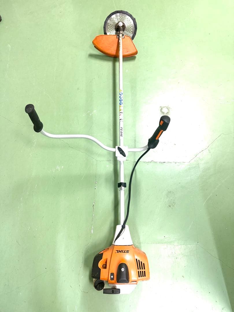 STIHL刈払機　FS240 中古動作品