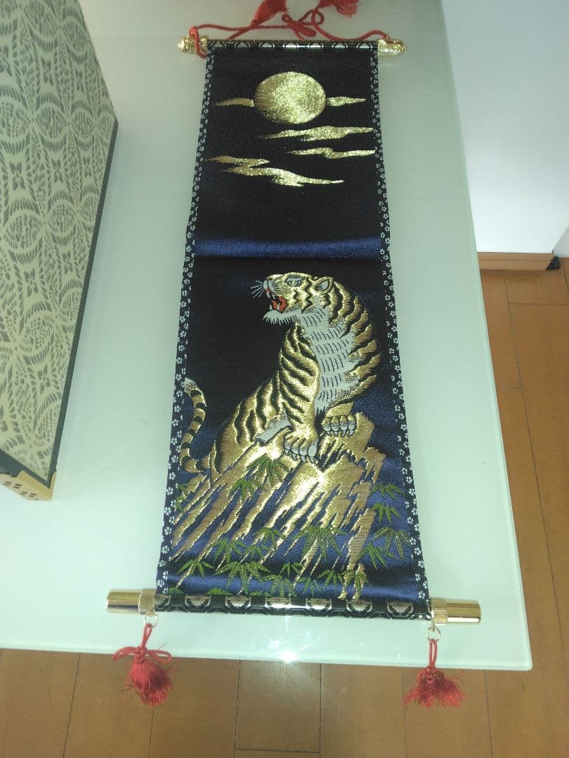 （美品）兜飾り中古一式　秀月　金色　京造り　高級