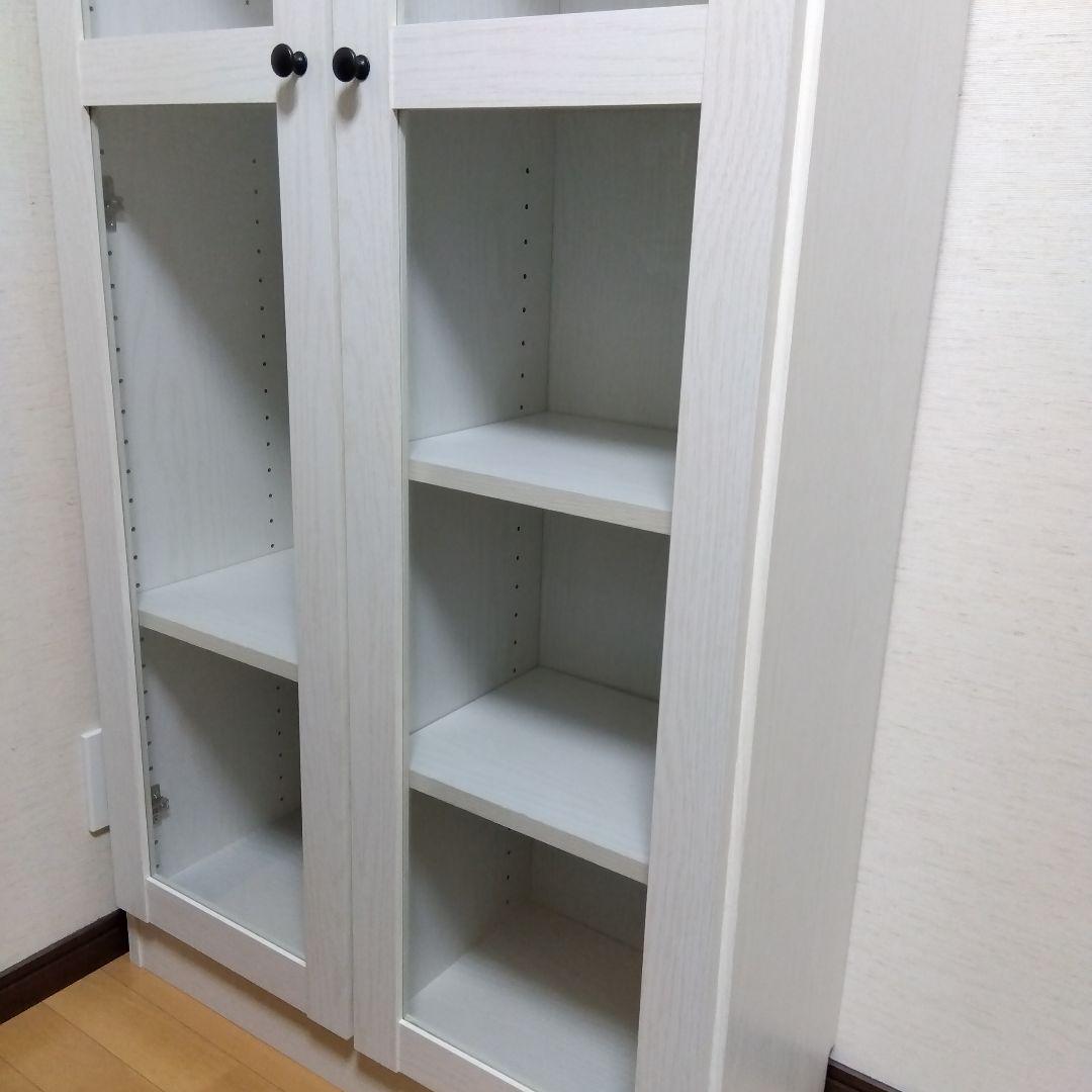 【匿名配送】【7/6まで値下げ】ガラス扉付き本棚